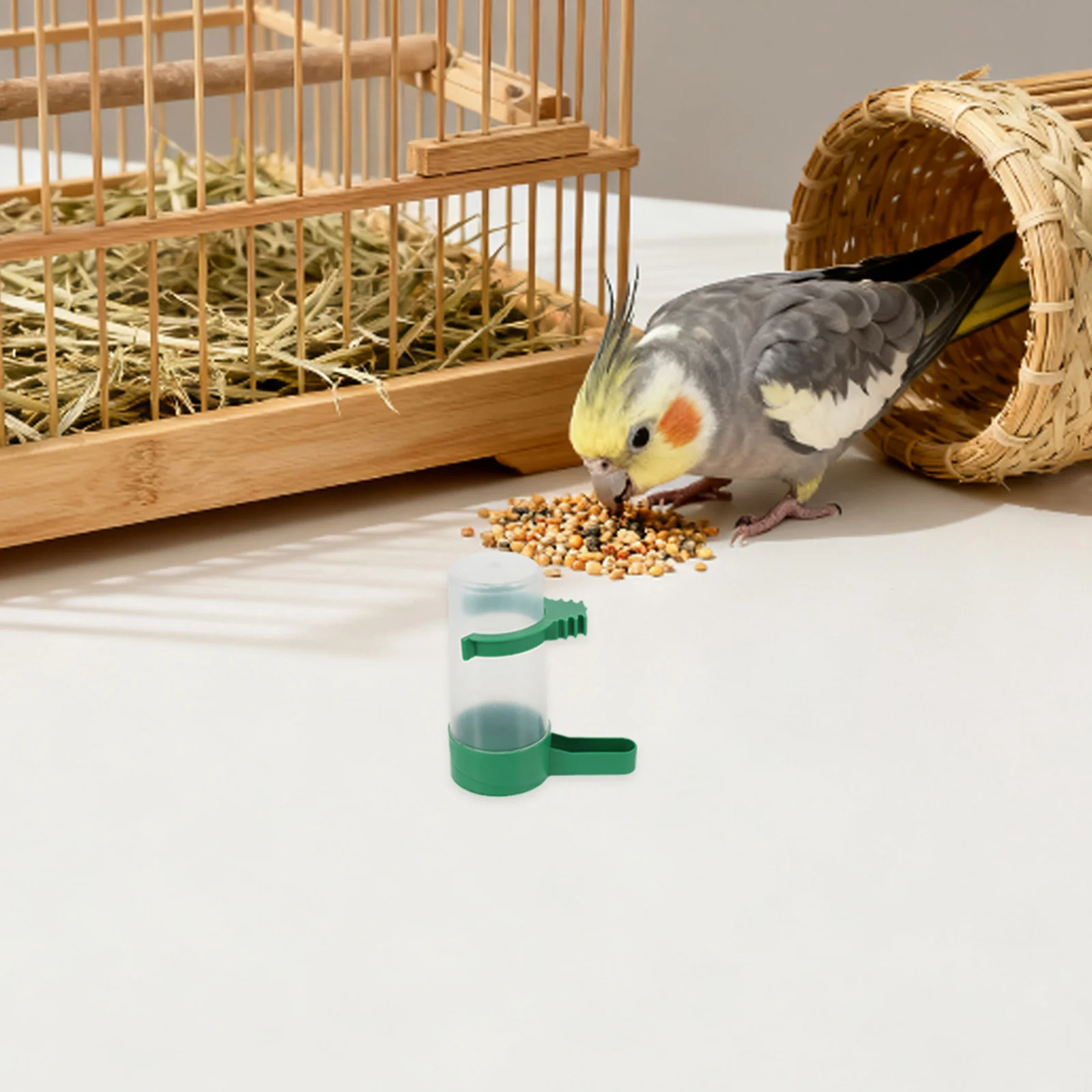 18 قطعة موزع مياه الببغاء الأوتوماتيكي قفص الطيور وعاء مياه مقاوم للانسكاب الشرب المغذية لموزع الطيور الببغاء