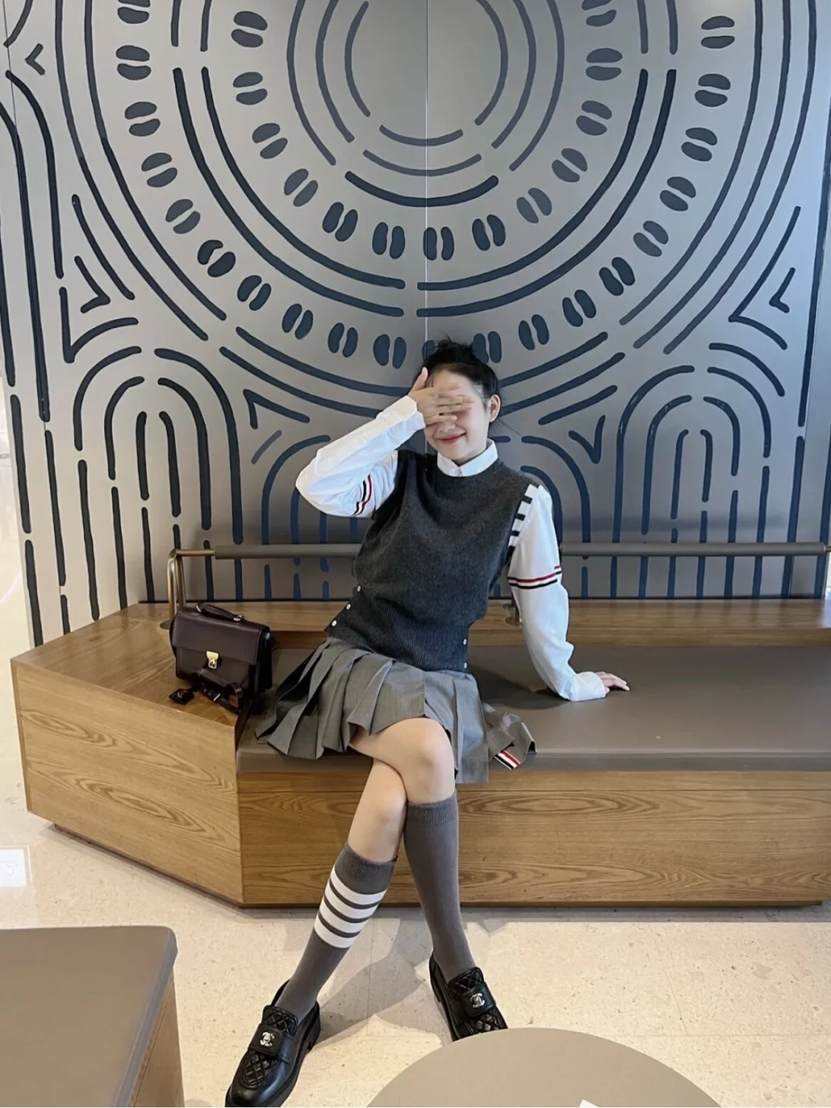 

Женский вязаный шерстяной жилет с круглым вырезом, базовый топ в студенческом стиле, антивозрастная верхняя одежда, приталенный крой для повседневной носки