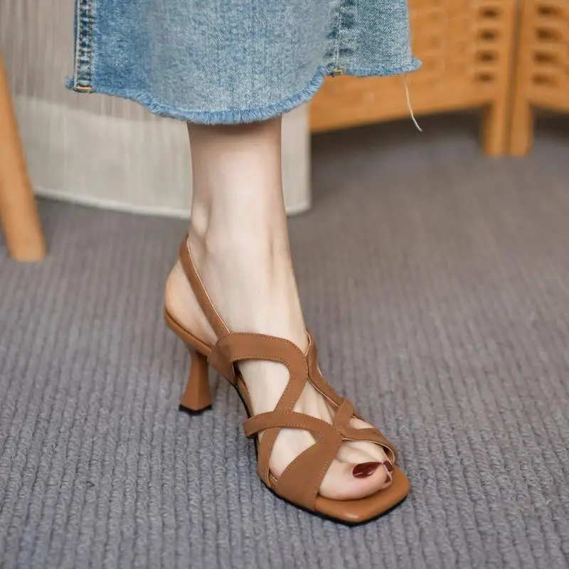2025 Summer New Women's Sandals Elegant Versatile Women High Heels Square Head Western Women's Shoe Comfortable heels for ladies view 2