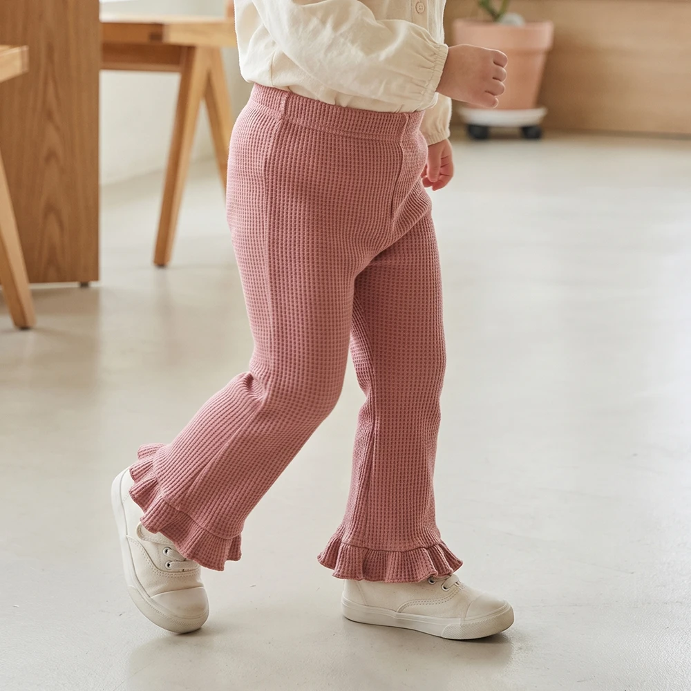 2026 Autumn Knitted Infant Baby Girls Flare Pants Elastic Waist Girls Knit Trousers Infant Clothing Warm Pants