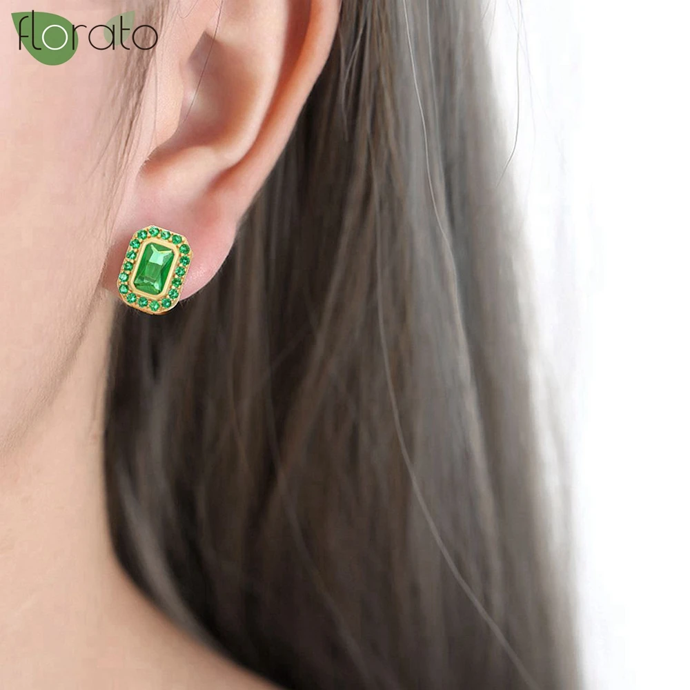 

Fashion 925 Sterling Silver Needle Luxury Crystal Jewelry Exquisite Square Zircon Earrings for Woman Lady Wedding Holiday Gifts