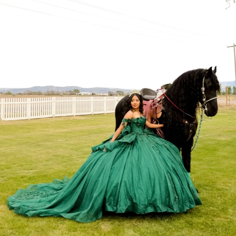 Dark Green Quinceanera Dress Glitter Flower Decal Long tail off-shoulder Tull Layering Bow Vestidos De 15 Quinceanera ﻿Customize