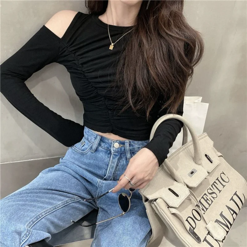 Women\'s T Shirts Off Shoulder Tees Sexy Plain Slim Black 2024 Tshirts 2000s Trend Female Tops Cool Wholesale Clothes Alt New In