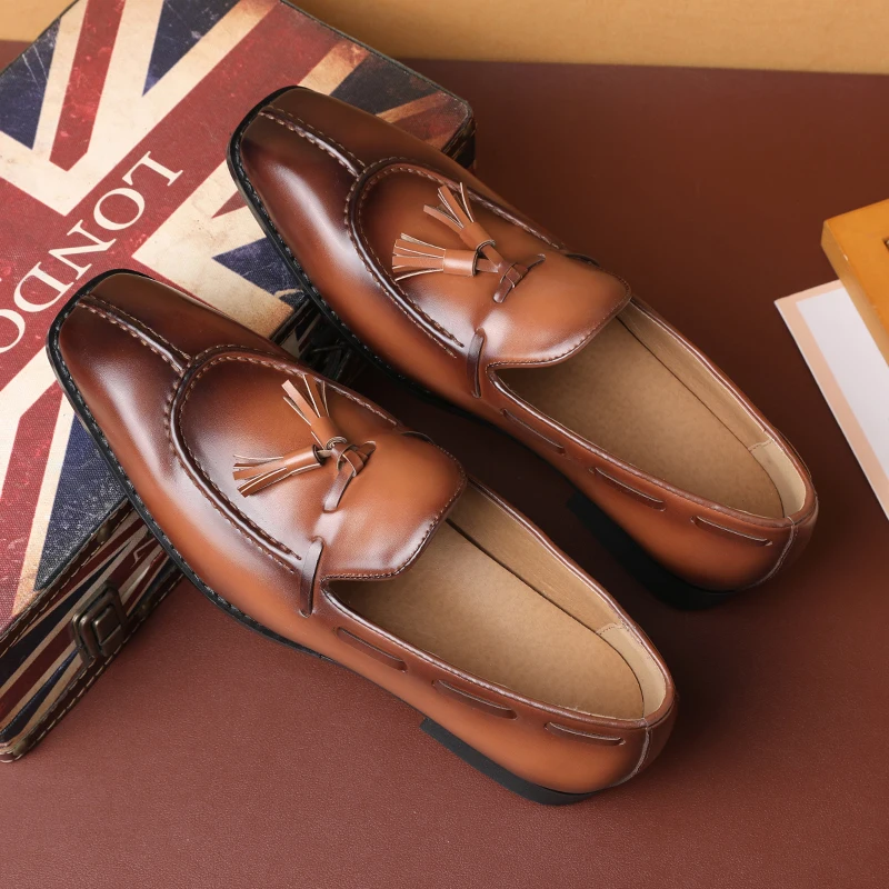 Men\'s Casual Business Leather Shoes Men Fashion Tassels Wedding Party Loafers Mens Classic Retro British Style Flats