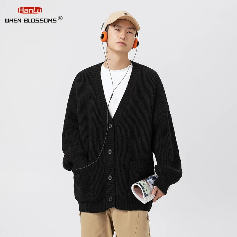 Korean Fashion Streetwear Single Breasted Cardigan Autumn Winter Solid Men\'s Knit Coat  Pockets Casual Sweater Cardigans