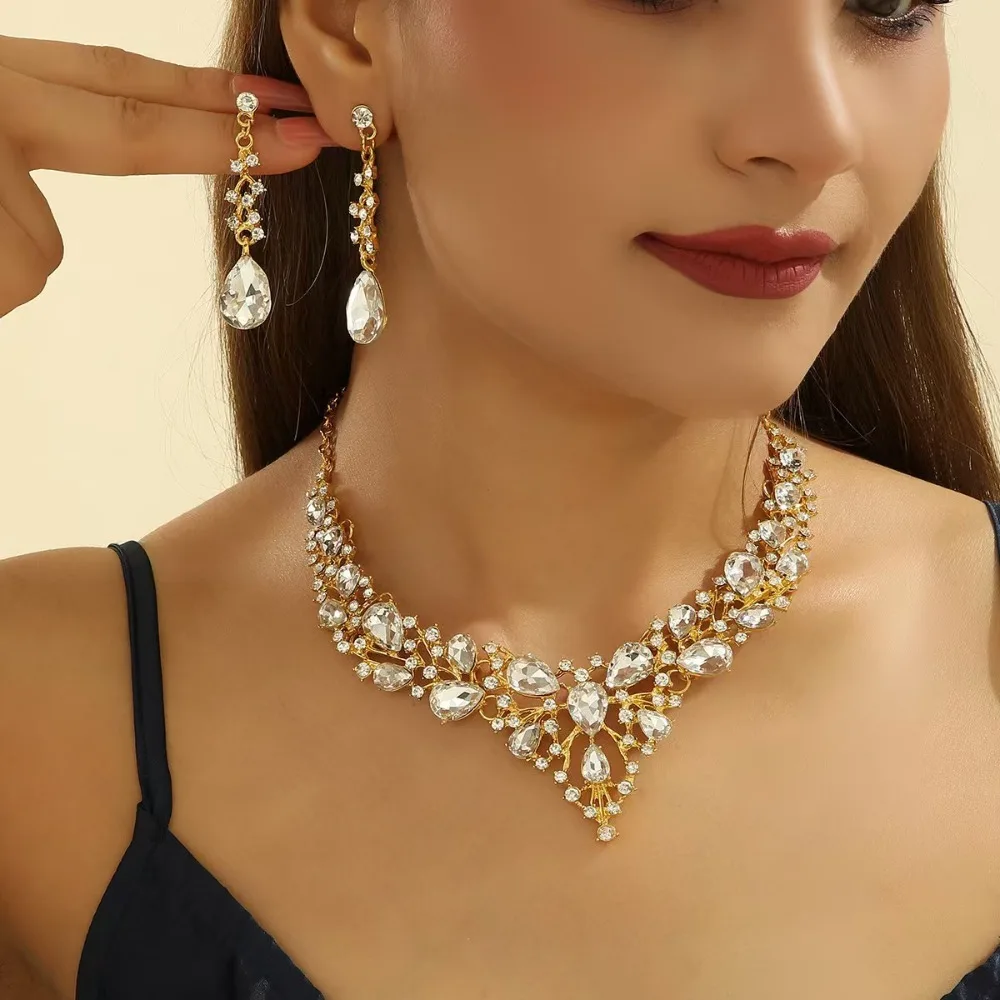 

Water Drop Crystal Bridal Necklaces Earrings Elegant Exquisite Rhinestone Jewelry Set Shining Necklace Earrings Set Party