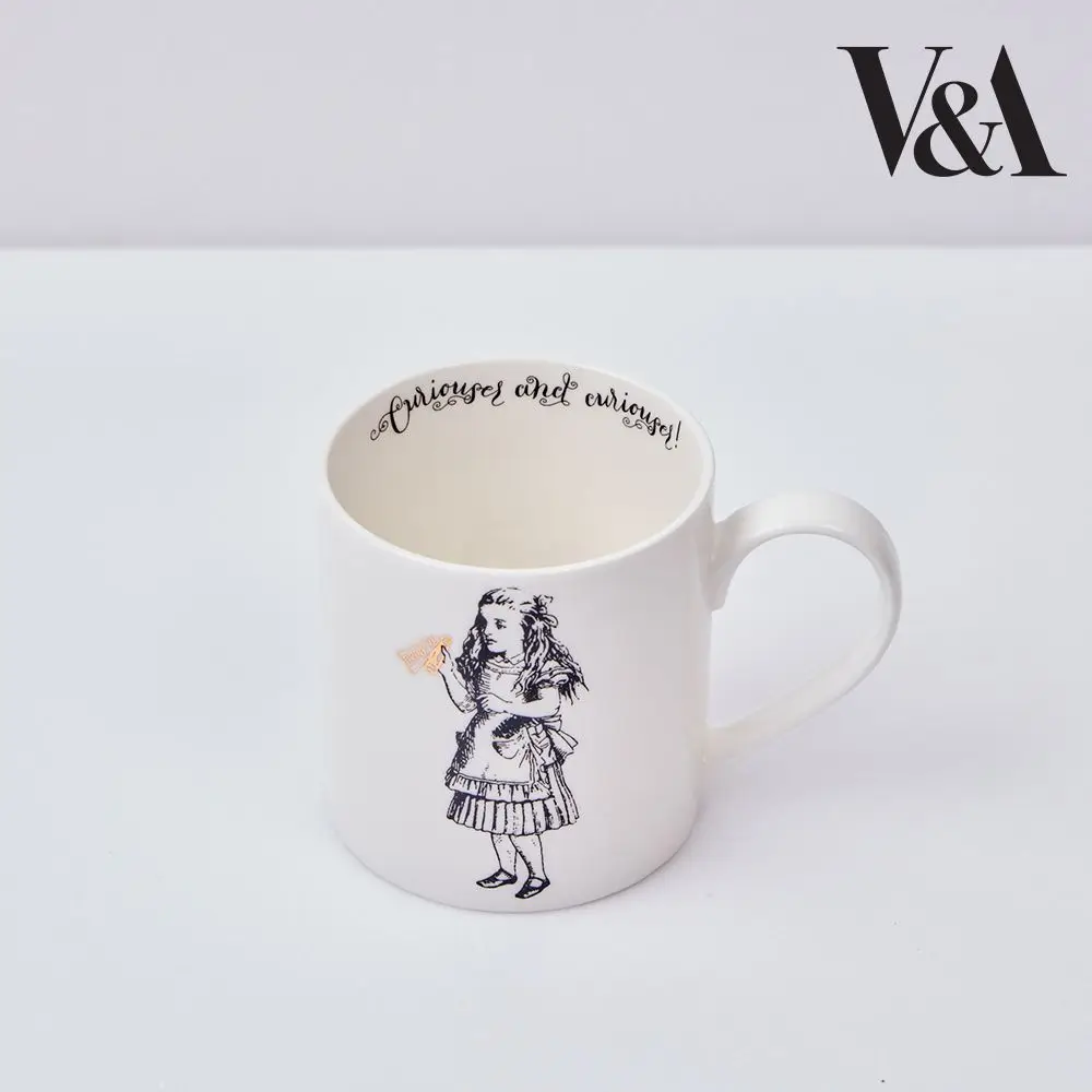 V & A Ellis Alice Mugs in Wonderland (350ml)