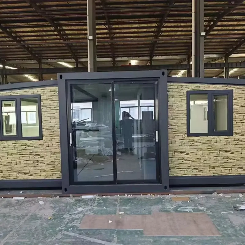 Security Prefabricated 20Ft 40Ft Expandable Container House Steel Structure Prefab Light Steel Foldable Home Casa Contenedor