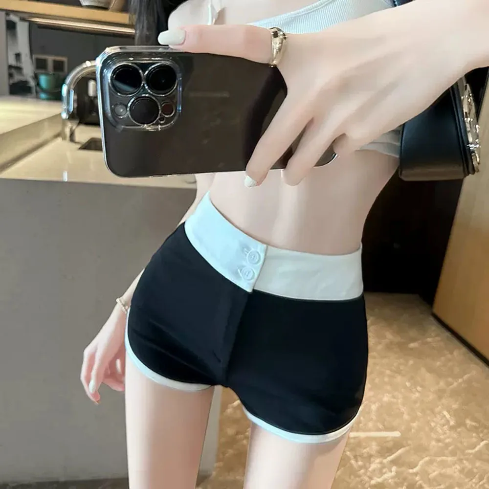 Summer Hot Girls Sexy Hip Up Hot Pants Women's Black And White Contrast Slim Fit Shorts Female Casual Super Short Pants Club