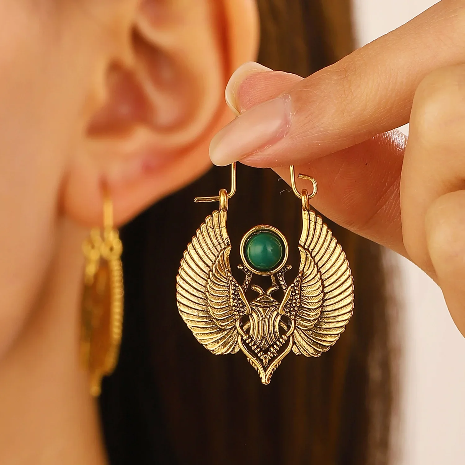 Vintage Egyptian Style Sacred Wings Moth Earrings for Women Men Gypsy Tribe Women's Earrings DIY Jewelry Party Gifts 2024 Trend