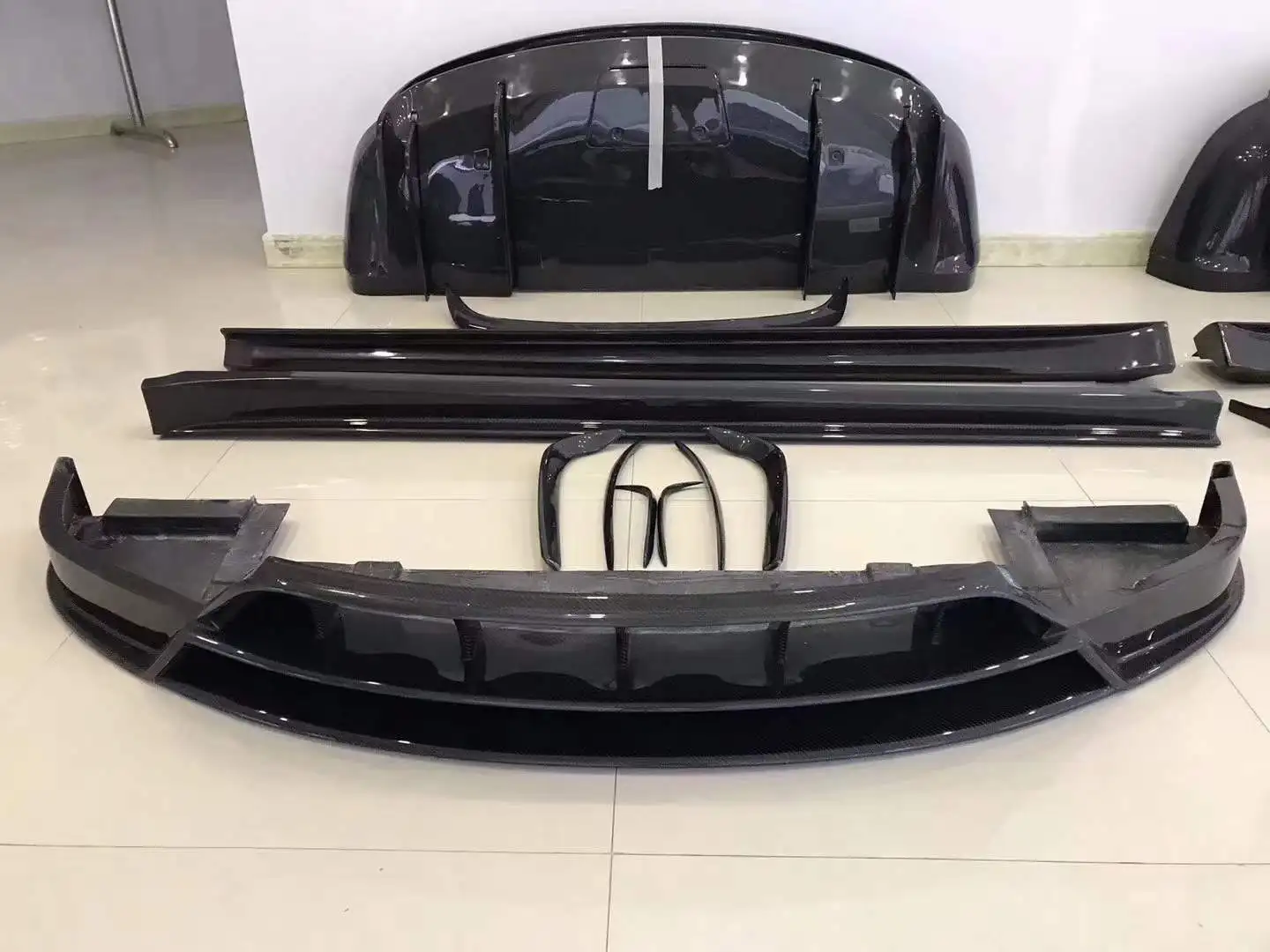 

Custom Products Revozpt Style Carbon Fiber Body Kit forTesla Model X High Quality Front Lip Diffuser Spoiler Perfect Fit 2016-20