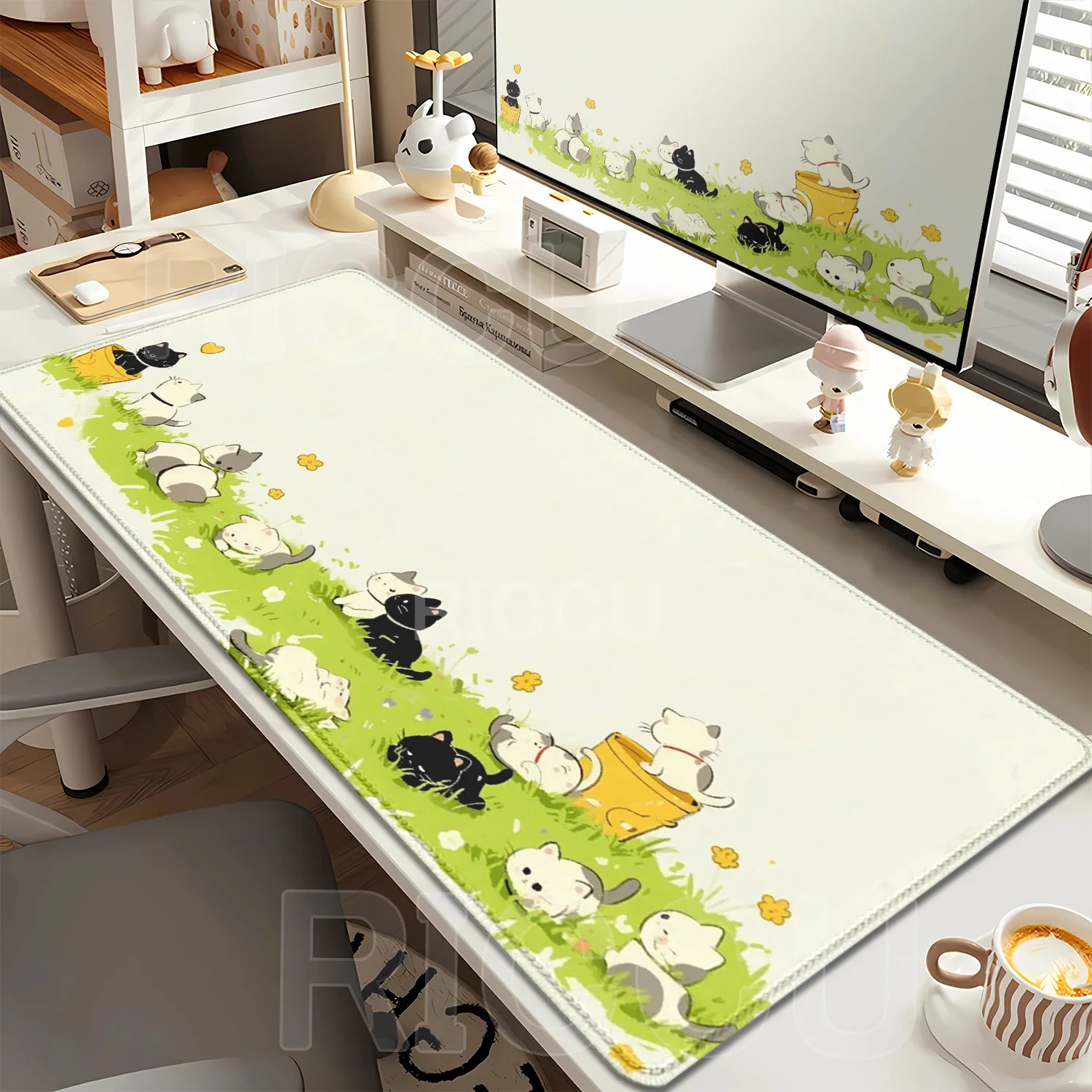 Mauspad, Cartoon-Motiv, schwarze Katze, Kätzchen, Kawaii, rutschfestes Gummi, Gamer, Computer, Gaming, großer HD-Druck, 400 x 900 mm, Overlock-Schreibtischunterlage