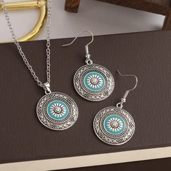 Set di orecchini pendenti con fiore blu Boho Set di gioielli rotondi intagliati color argento vintage da donna Accessori per gioielli da festa femminili