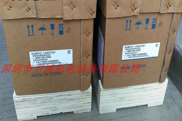 11K Yaskawa SGM7G-1AAFC61 SGD7S-590A00B202