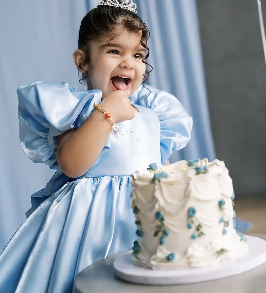 Flower Girl Dress Luxury Light Blue Shiny Satin Square Neck Puff Short Sleeve Children Wedding Birthday Banquet Studio Pageant