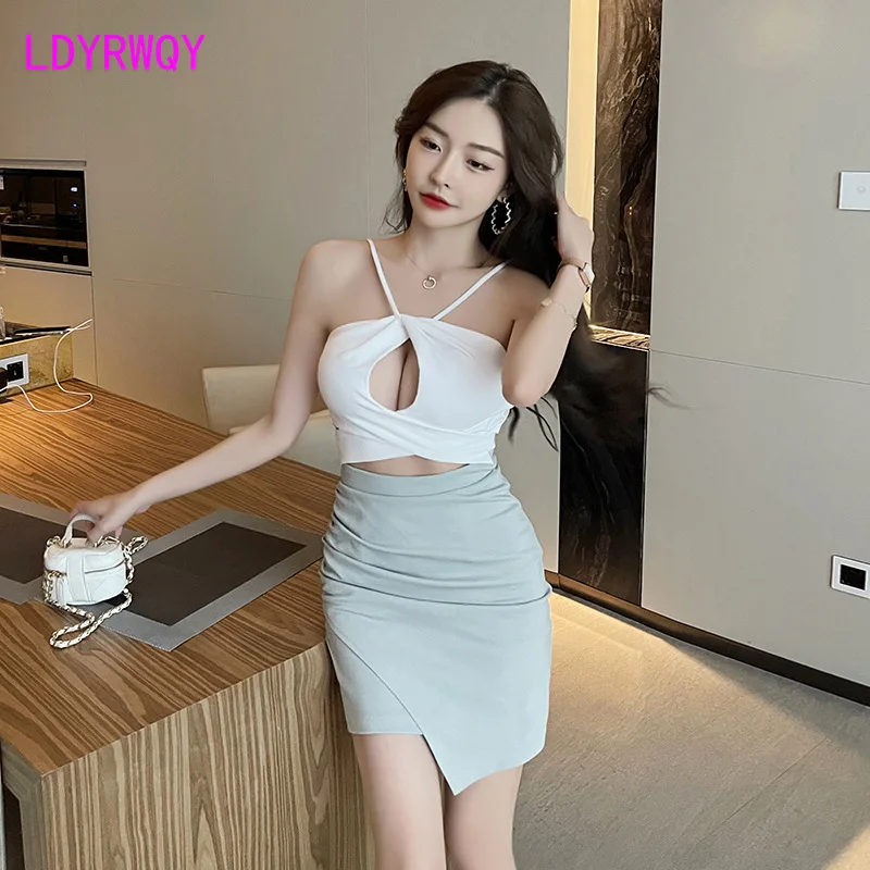 

2022 Sexy low-cut halter dress fashion color trim bag hip irregular nightclub technician