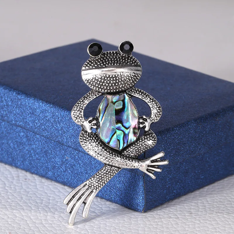 High-Grade Abalone Brooch Fashion Exquisite Retro Frog Unisex Corsage Wild Clothing Accessories