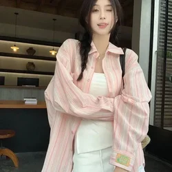 Blusa feminina de mangas compridas com botões, estilo coreano, camisa listrada rosa, streetwear casual, camisas soltas para senhoras, outono, nova, selvagem, 2024