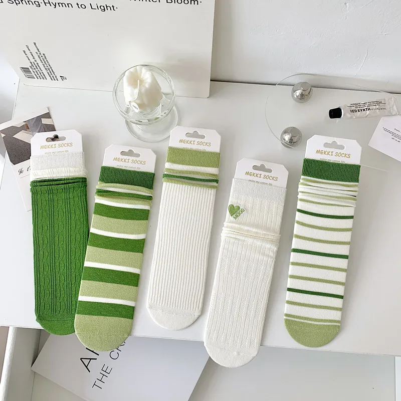 

Heye's new double-needle pile socks light and thin women's embroidered bamboo cotton fresh women's medium socks