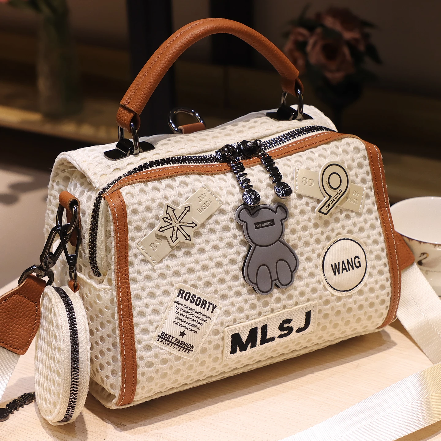 

Новинка 2025, модная женская сумка, легкие сумки через плечо Boston, женская сумка-мессенджер Bolsos Mujer, высококачественная сумка, полая сумка Ita Sac