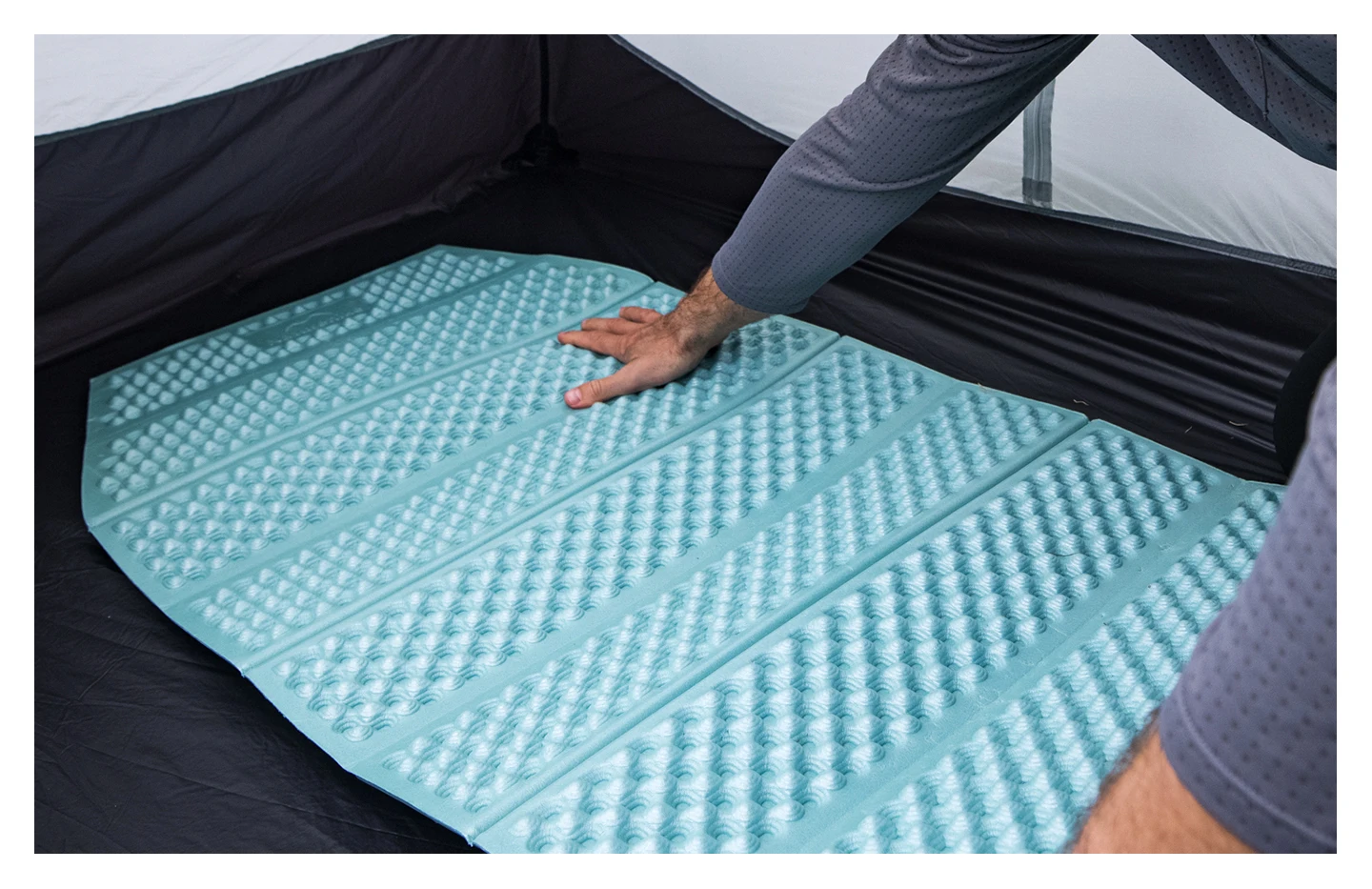 Naturehike R2.0 Folding Moisture-proof Mat Thickened Egg Nest Moisture-proof Sleeping Pad Outdoor Hiking Backpacking Foam Mat