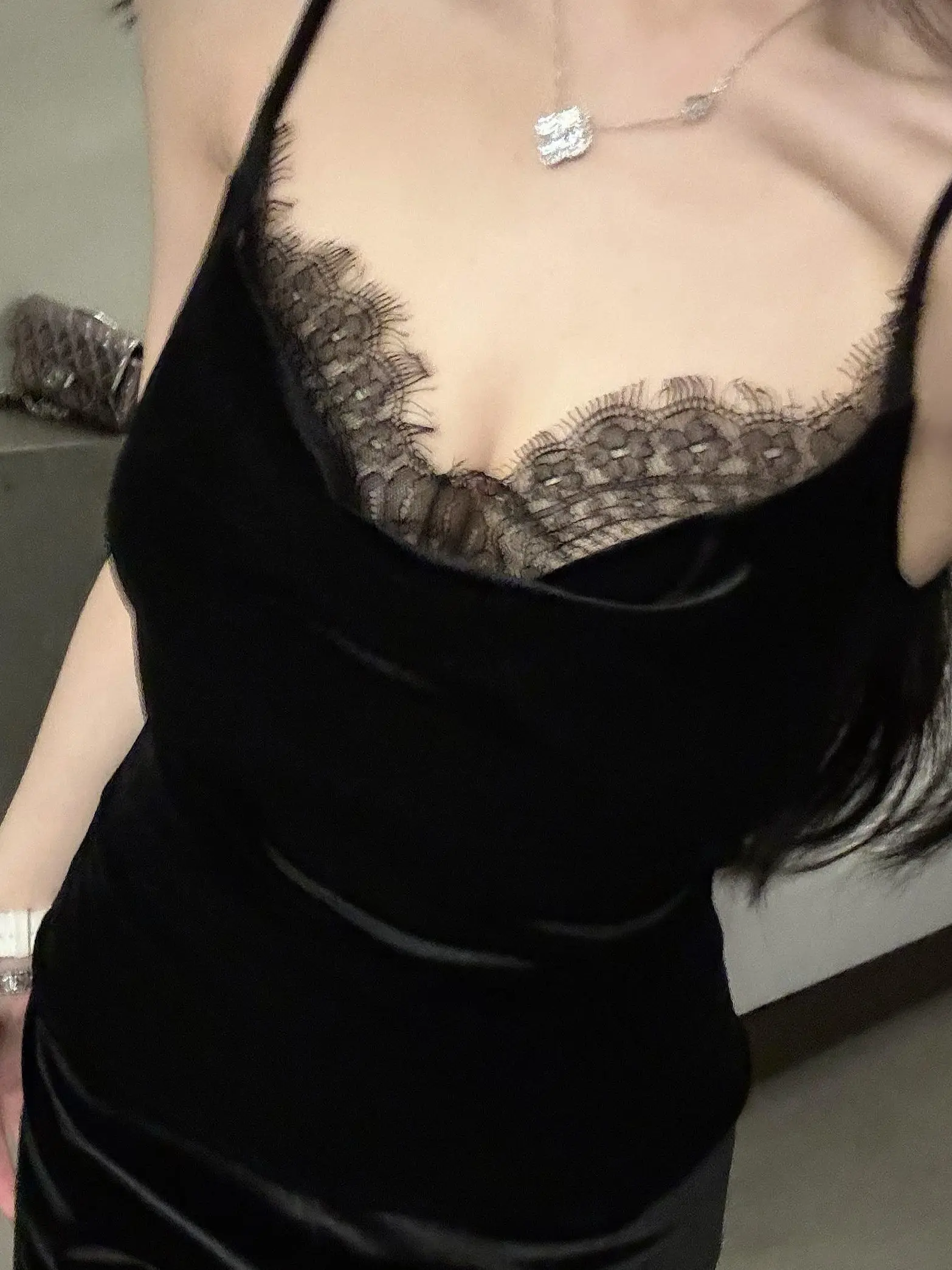 

Женский жилет Ele Arc из вельвета с кружевными вставками, сексуальный, модный, из смесового полиэстера и спандекса, удобный крой, Bal