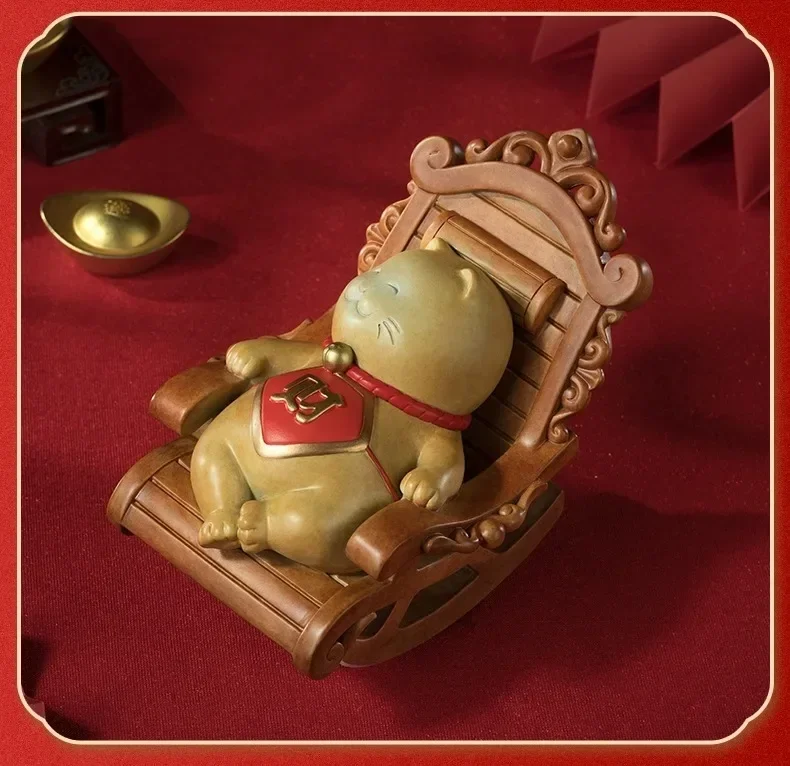 Cute Fortune Cat Maneki Neko Mini Brass Ornament in Chinese Style Copper Metal Figurine for Home Decoration or Gift