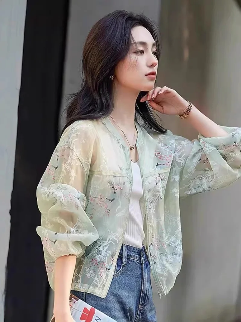 Ice Silk Printed Baseball Collar Sunscreen Jacket For Women Summer 2025 New Loose Transparent Thin Air-Conditioned Shirt w100