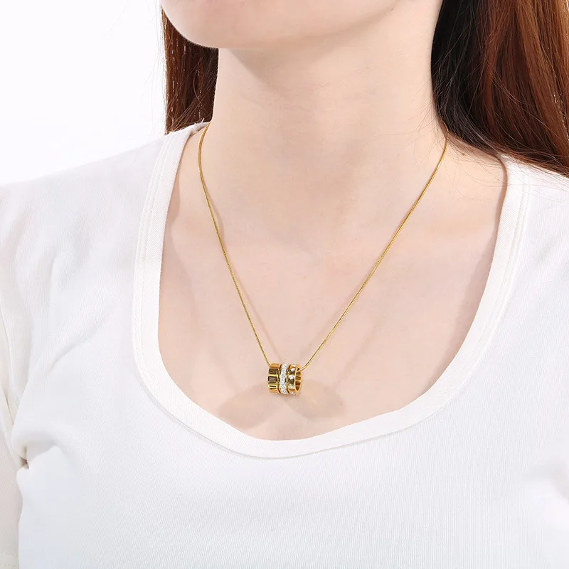 New Fashion Stainless Steel Roman Letter Shells Pendent Necklace for Women