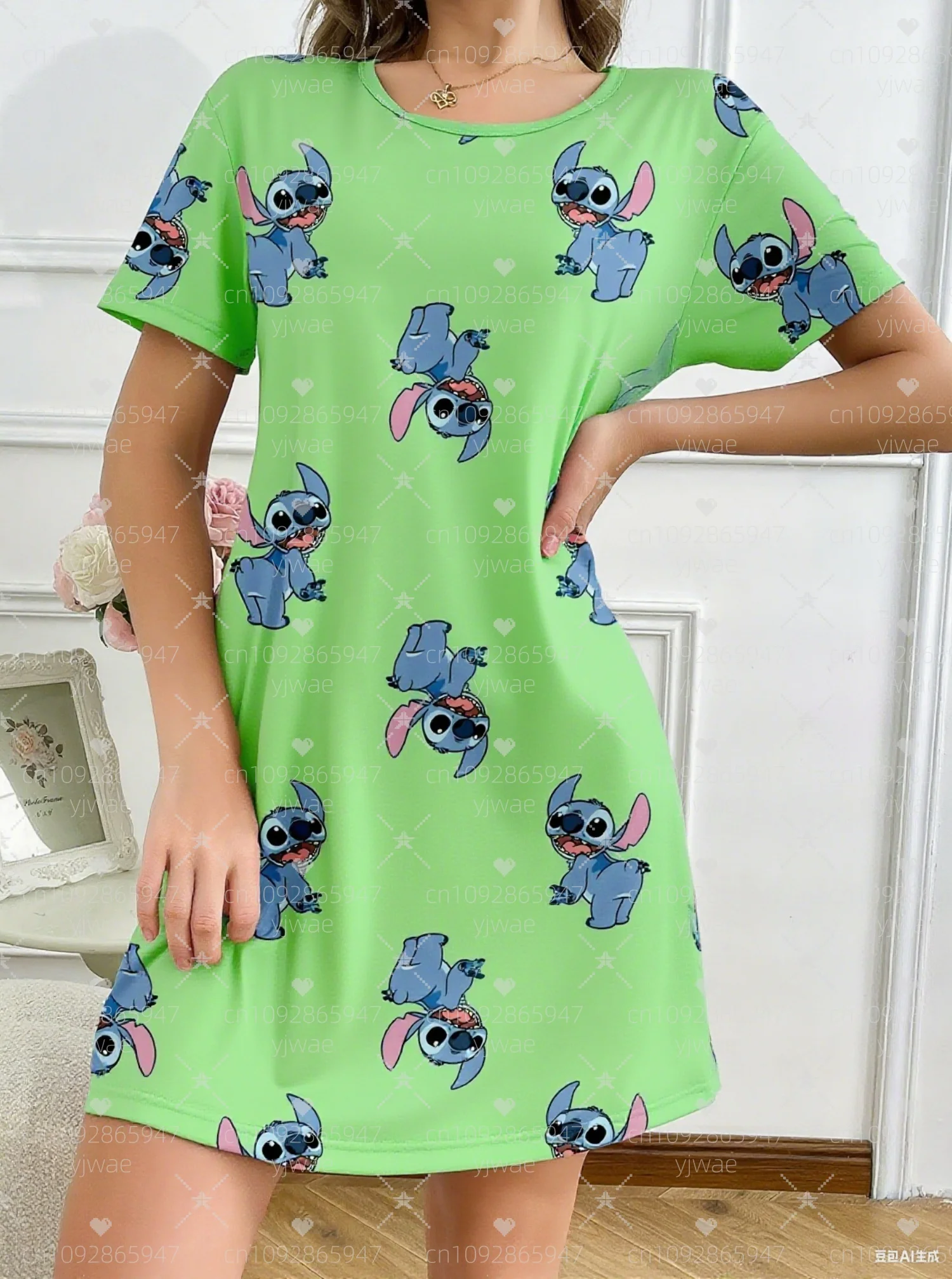 ชุดเดรสเสื้อยืดลายปักสีน้ำเงินสำหรับผู้หญิง ฤดูร้อน 2025 ทรงหลวม สบายๆ คอกลม แขนสั้น สไตล์ลำลอง เสื้อผ้าผู้หญิง