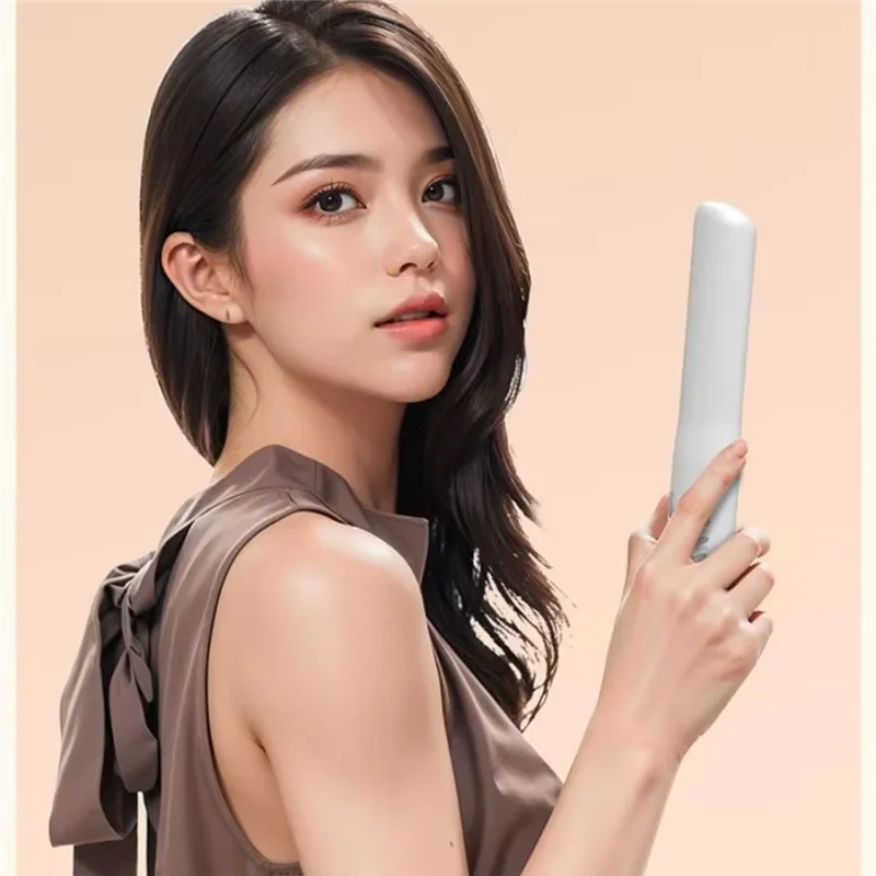 -AT52 Mini Hair Straightener & Curler Mini Hair Straightener & Curler Dual-Purpose Hair Styler