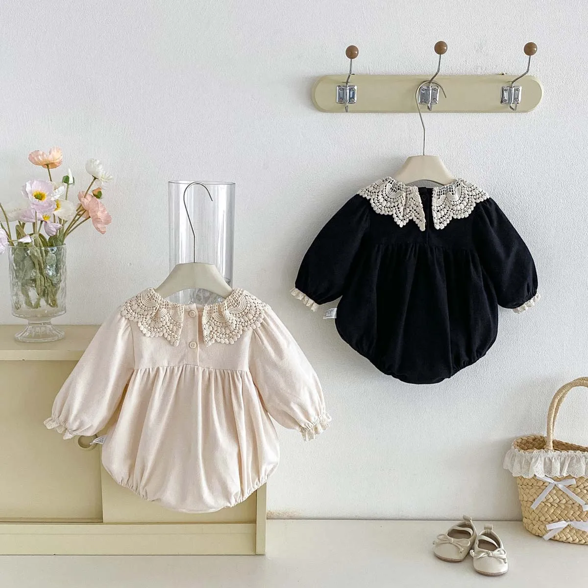 Baby Girl Lace Large Lapel Long-Sleeve Romper, Bubble Long-Sleeve Color-Block Lace Trim Vintage Infant Spring and Autumn Romper