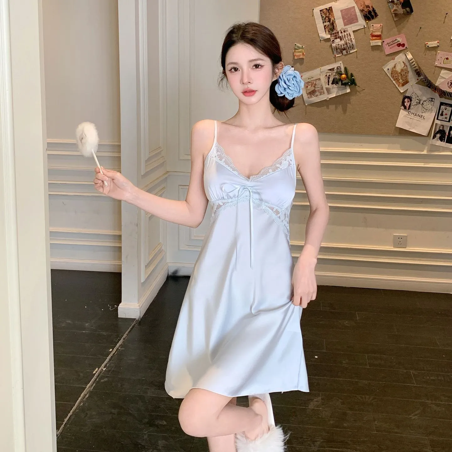 

Fashion Sexy V-Neck Nightgown For Women Satin Lingerie Night Dress Sleeveless Sleepwear Female Nightwear Home Clothe