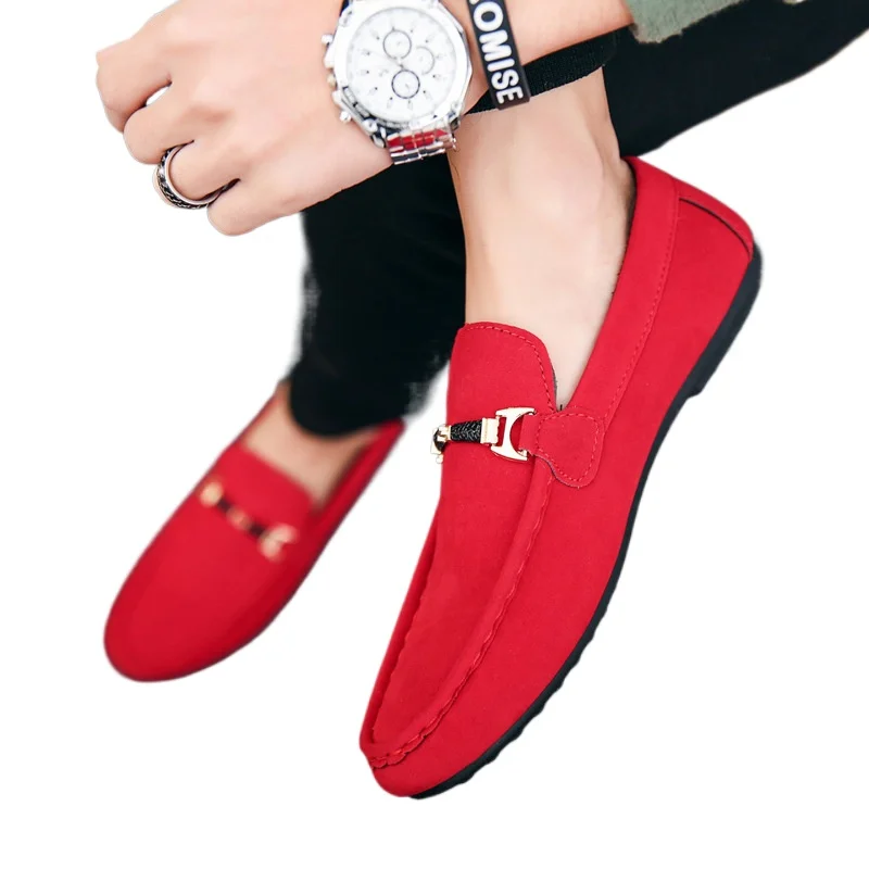 

Мужская кожаная обувь без шнуровки, повседневная обувь для мужчин и взрослых, красные мокасины на плоской подошве для вождения, мягкие дышащие нескользящие лоферы на низком каблуке, новинка