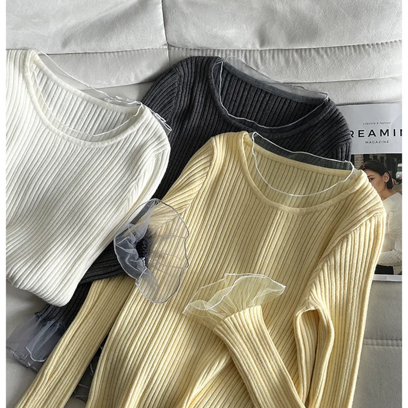 เสื้อสเวตเตอร์ถักลูกไม้ผู้หญิง แขนยาว คอทรงกลม แต่งระบาย ทรงเข้ารูป สไตล์ใหม่สำหรับฤดูใบไม้ผลิ เหมาะสำหรับใส่เป็นเสื้อตัวใน