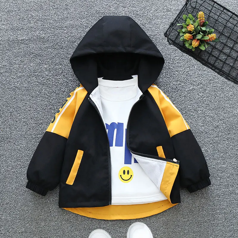Frühling Herbst Neue Jungenjacke Modische Buchstaben-Patchwork Kapuzen-Sportjacke für 2 3 4 5 6 7 Jahre alte Kinder Oberbekleidung Kinderkleidung – Detail 4