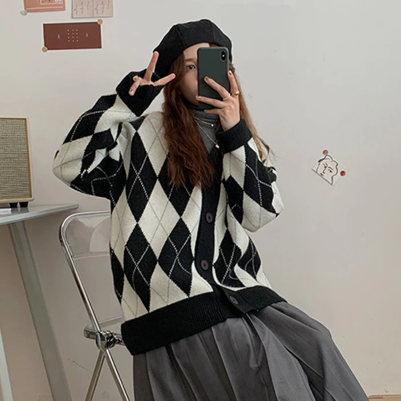 Cardigan Women Knitted Sweater Argyle Pattern Loose Long Sleeve Lovely Jumpers Fall Winter Korean Fashion Oversize Knitwear