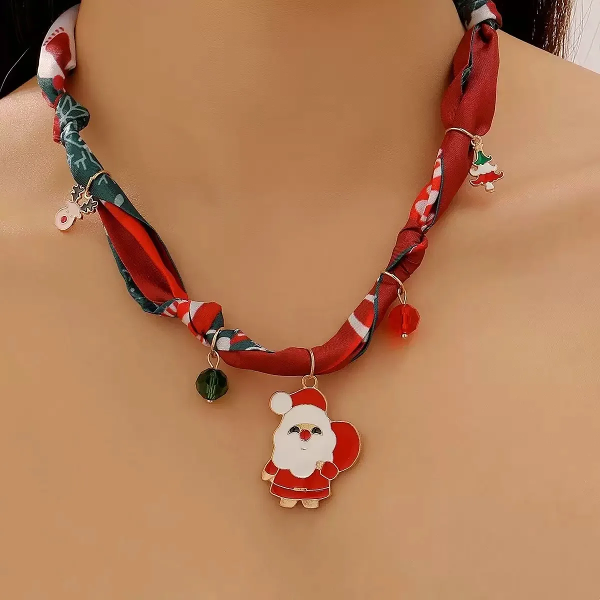 Christmas Dopaamine Colorful Scarf Pendant Necklace Accessory for Women Christmas Tree Reindeer Choker Neck Chain