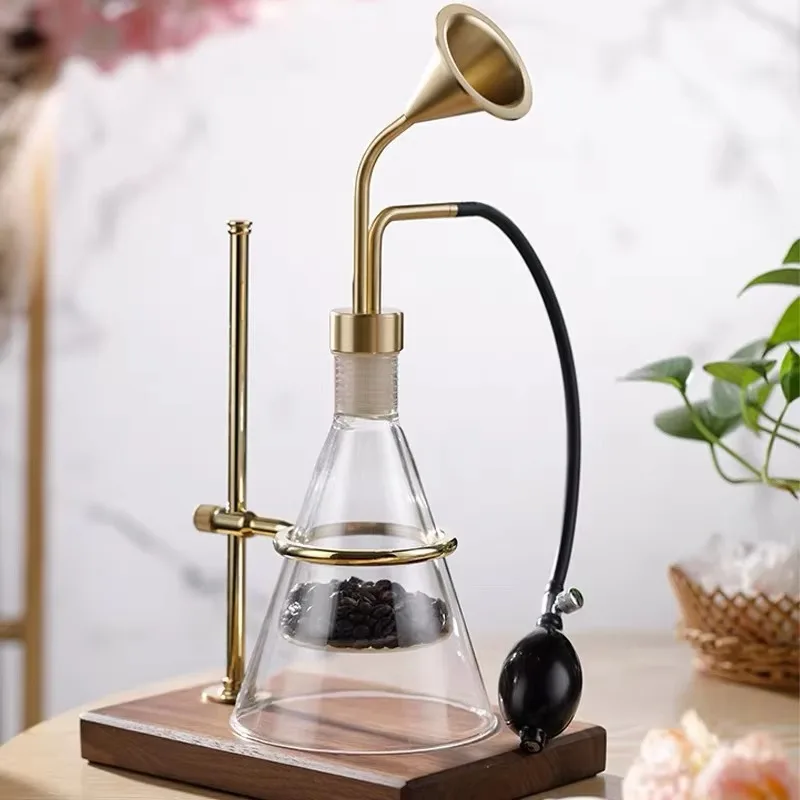 Exquisite Gold Flower Trumpet Wooden Stand Creative Scent Bottle SPA Brass Scent Glass Perfume Fragrance Bottles 800ml/300ml
