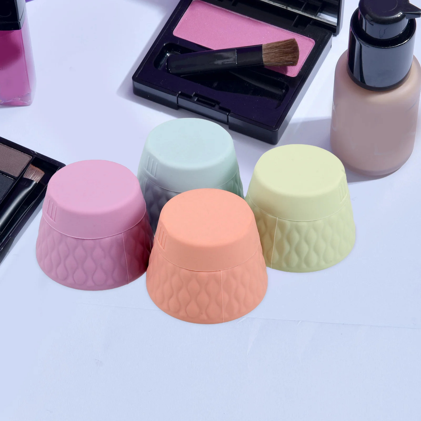 

4Pcs Silicone Travel Containers for Skincare Cream Lotion Portable Leak-Proof Sample Bottles Travel Makeup Organizer