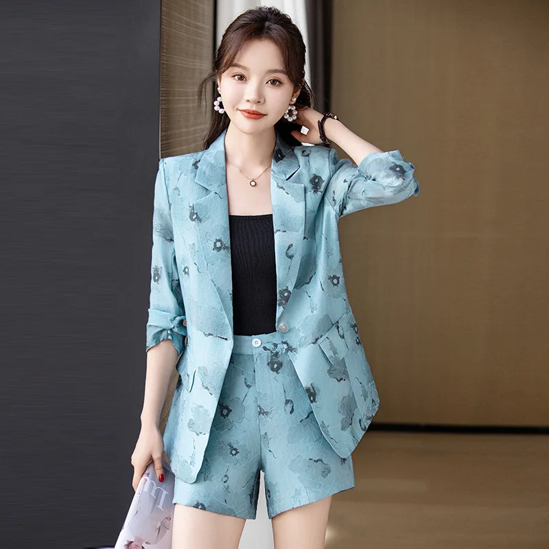 Apricot Suit Female Spring and Summer2024New Fashion Small High-Grade Leisure Suit Shorts Two-Piece Set