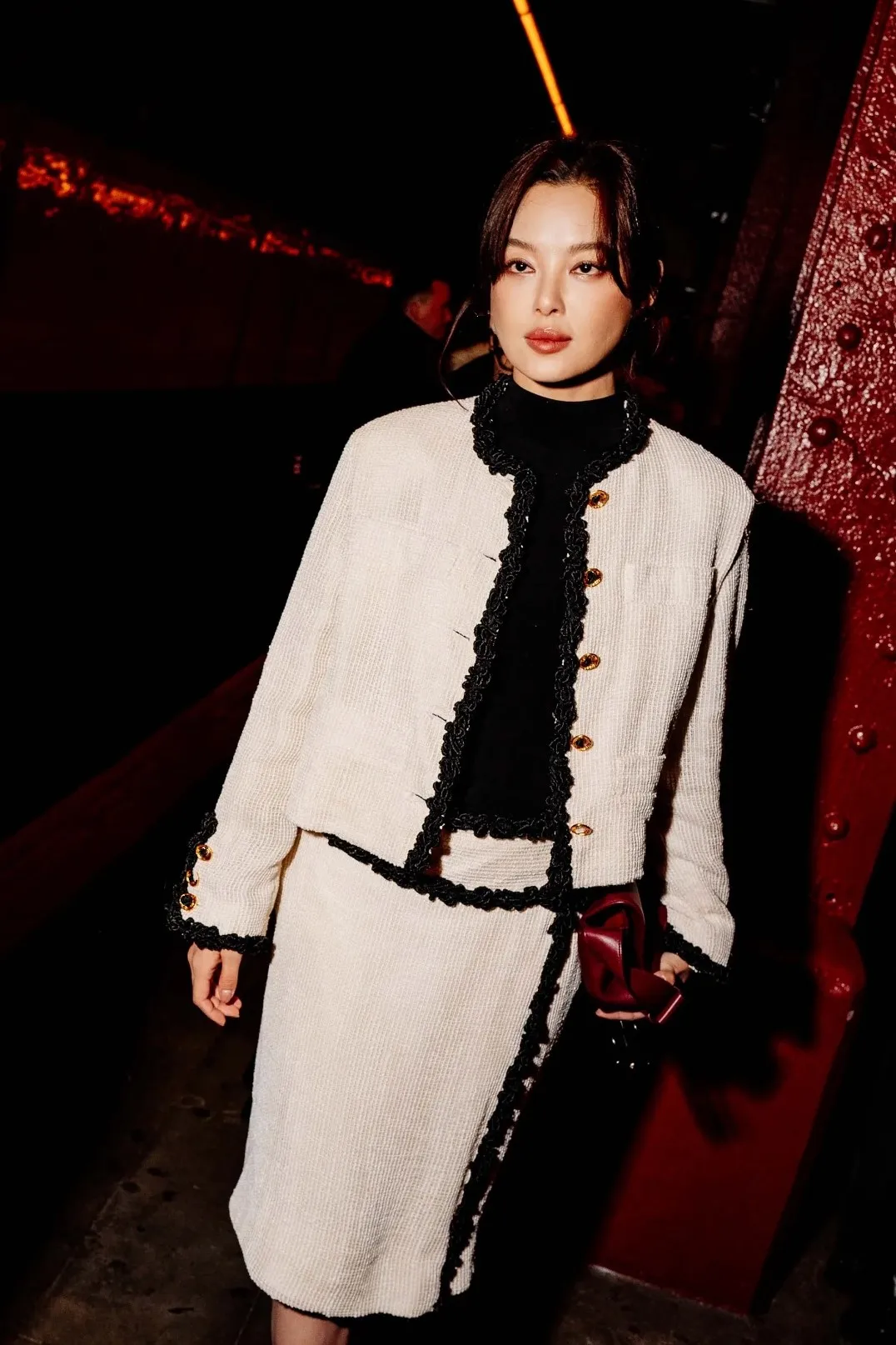Spring And Summer 2026 New Fashion French Style Design Age-reducing All-match Round Neck Long-sleeved Short Coat Women Solid Col