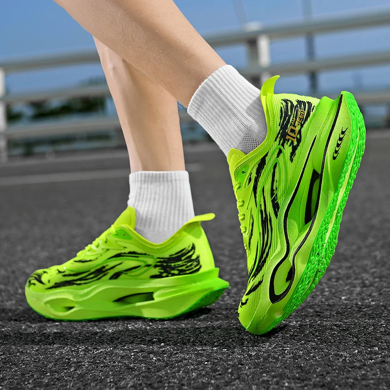Herren-Freizeitsportschuhe, trendige Laufschuhe mit Tiger-Muster, Sportschuhe mit hohler Dämpfungsoptik, leichte, atmungsaktive Laufschuhe aus Mesh-Material, rutschfest und abriebfest, ideal für Jugendliche, Campus-Marathon-Training und Outdoor-Aktivitäten. – Detail 18
