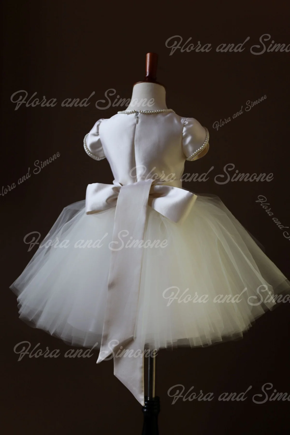 Ivory Elegant Bow Pearl Chiffon Flower Girl Dress for Wedding Ceremonies Dance Performance Formal Receptions Parties Customized