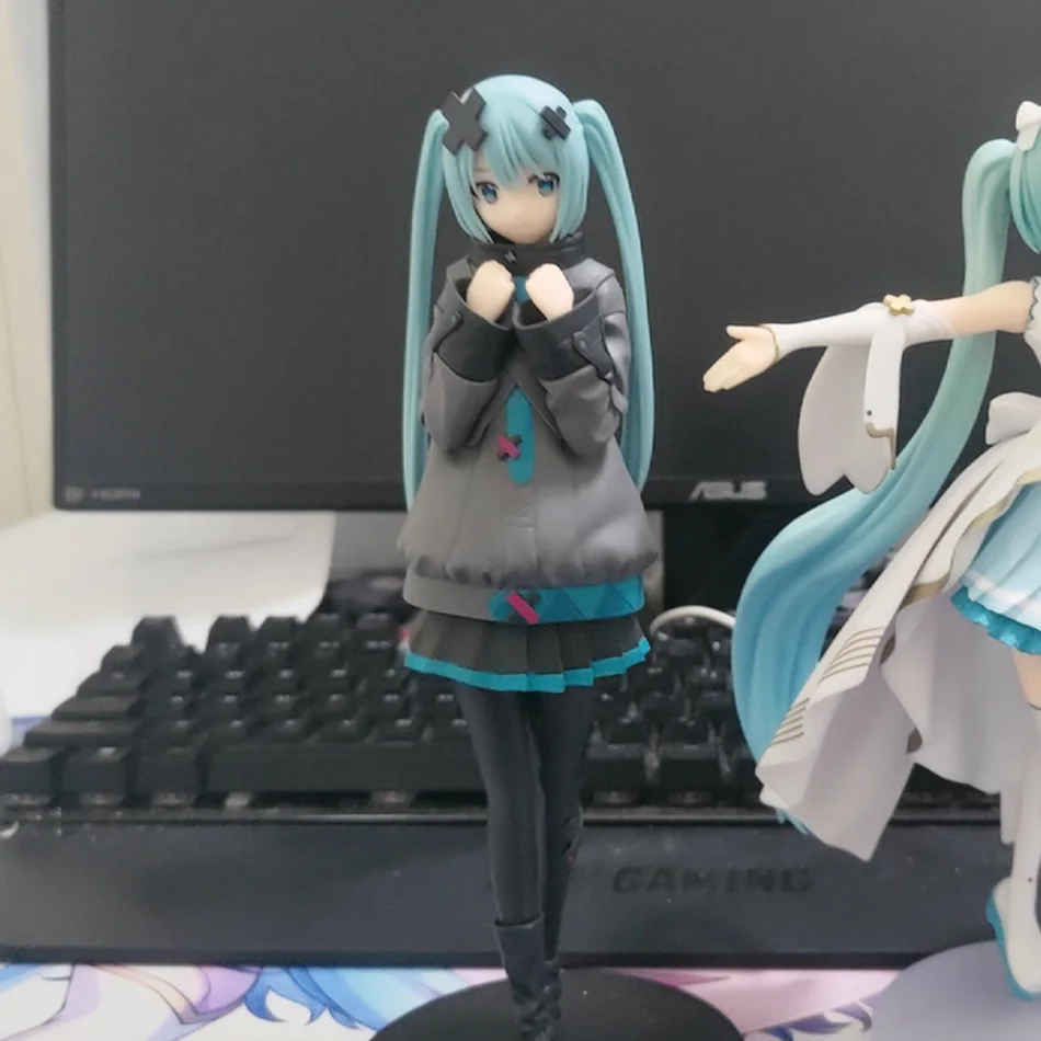 

Hot 21cm Luminasta World Plan Closed Window World Hatsune Miku Hand Held Birthday Halloween Fashion Doll Gift