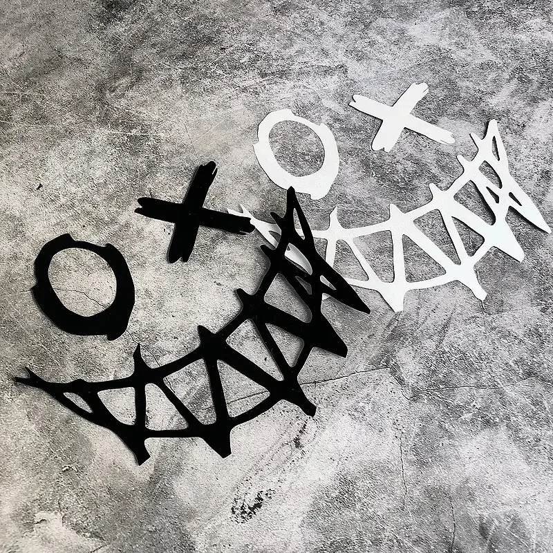 

1PC Graffiti Style Smiley Face Stickers Black White Pattern Adhesive Decal for Car Laptop Decorative