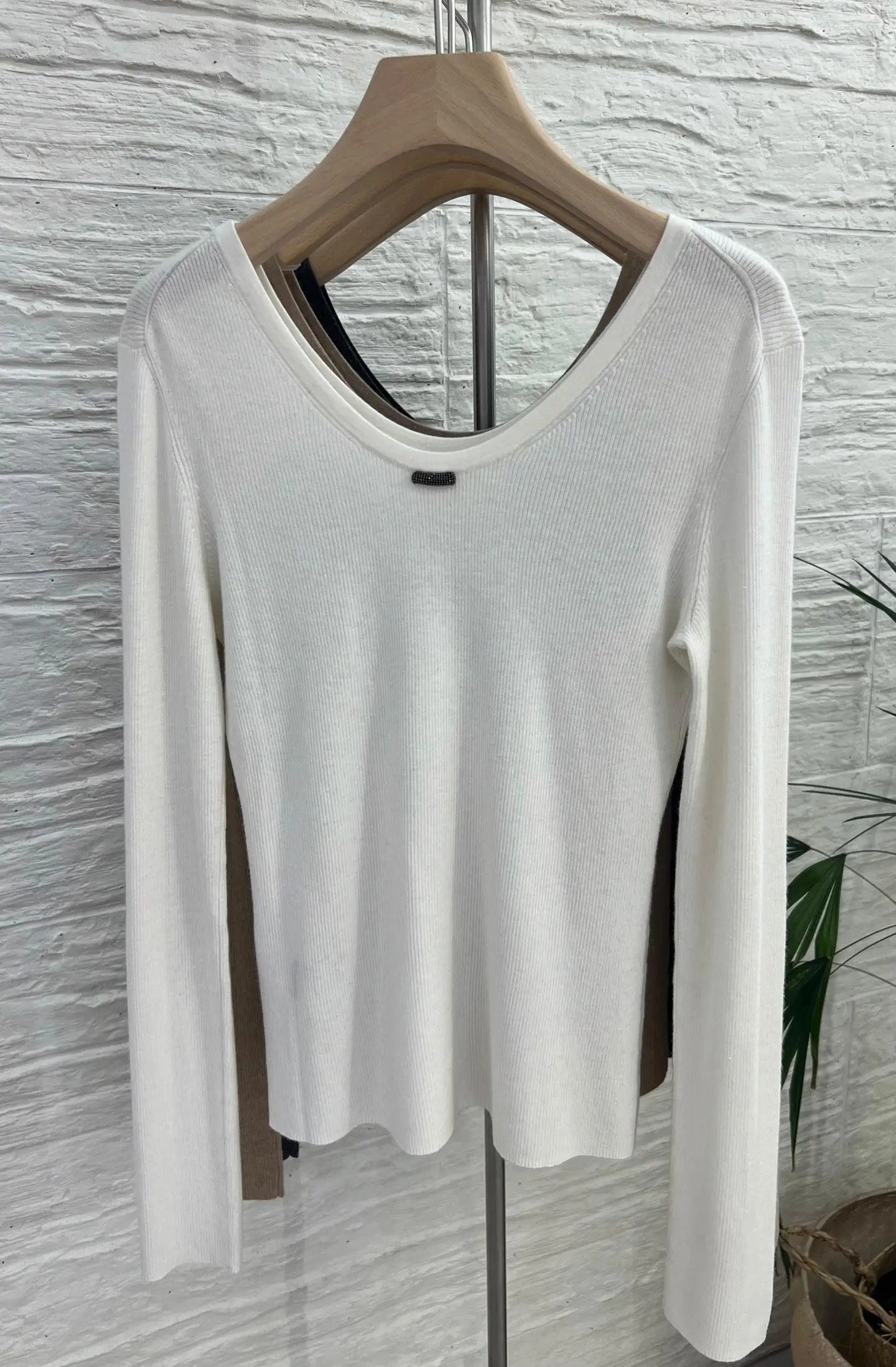 

Женский тонкий свитер из джерси из золотого шелка и кашемира с длинными рукавами