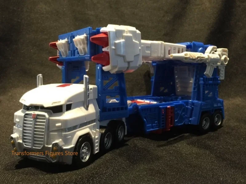 ในสต็อก TAKARA TOMY Transformers LG Series LG-14 Ultra Magnus ตัวเลขสะสมของเล่นที่สามารถเคลื่อนย้ายคลาสสิกรูปเด็กของขวัญรถ