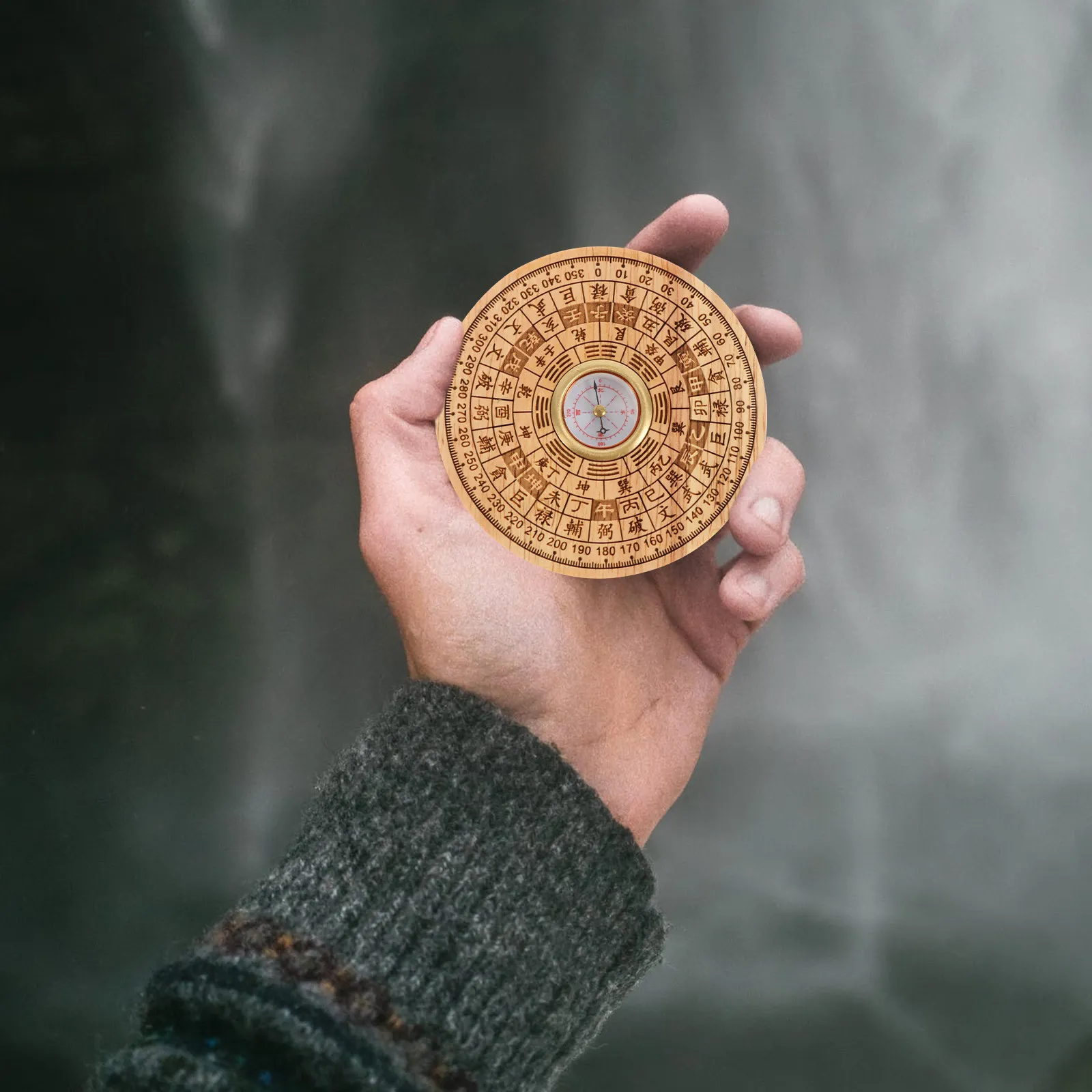 1Set Chinese Wood Compass Feng Shui Pan Desktop Adorn Chic Cultural Ornament Multiuse Outdoor Navigation Tool for Hiking