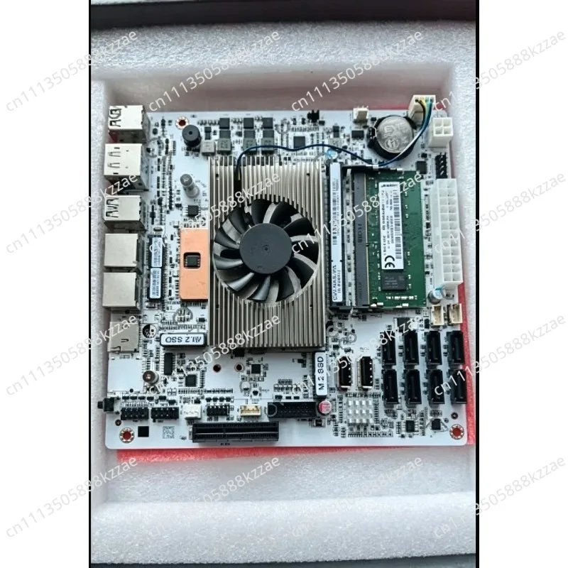 8SATA + Dual M.2 + Dual DDR，8 Disks - I5-8265UES Onboard